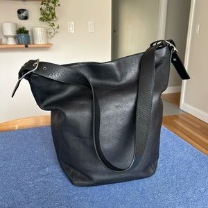 Coach Legacy Tote XL Black Glove Leather 9151